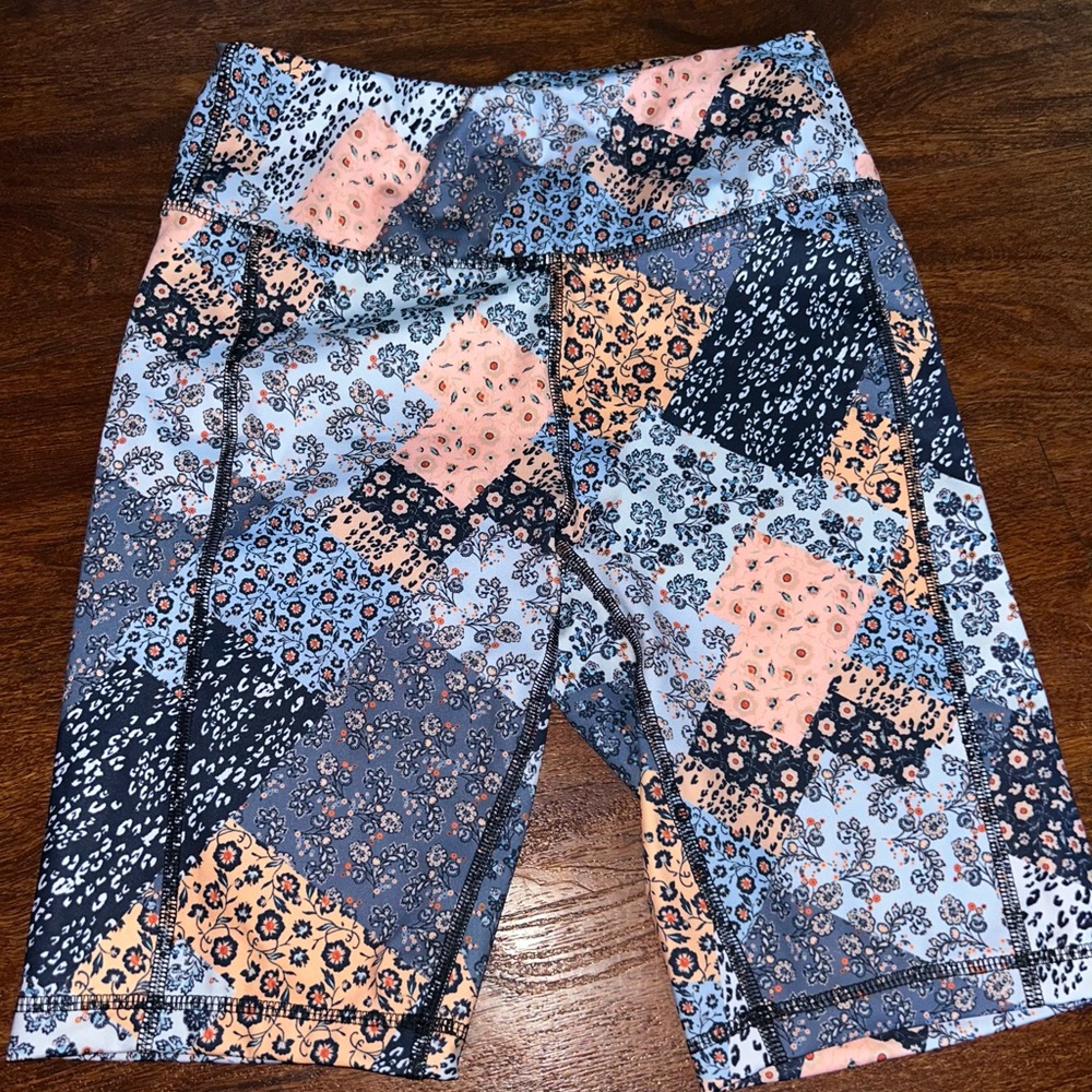 Avia Blue and Orange Bike Shorts with Artistic Design